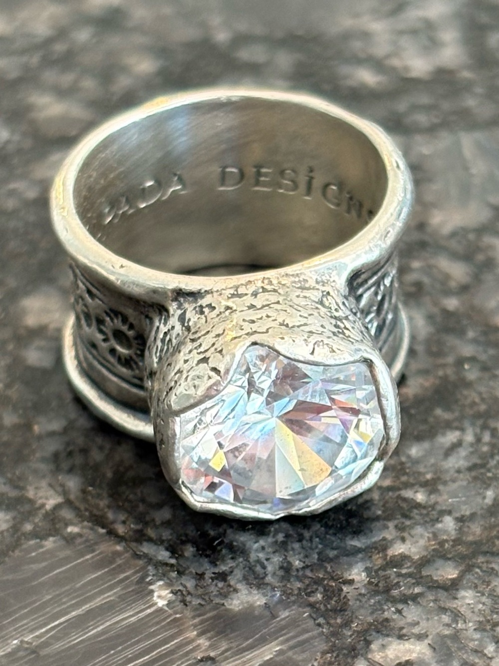 Silpada 925 Sterling Silver and Cubic Zirconia Queen for a Day Ring R2208 size 7